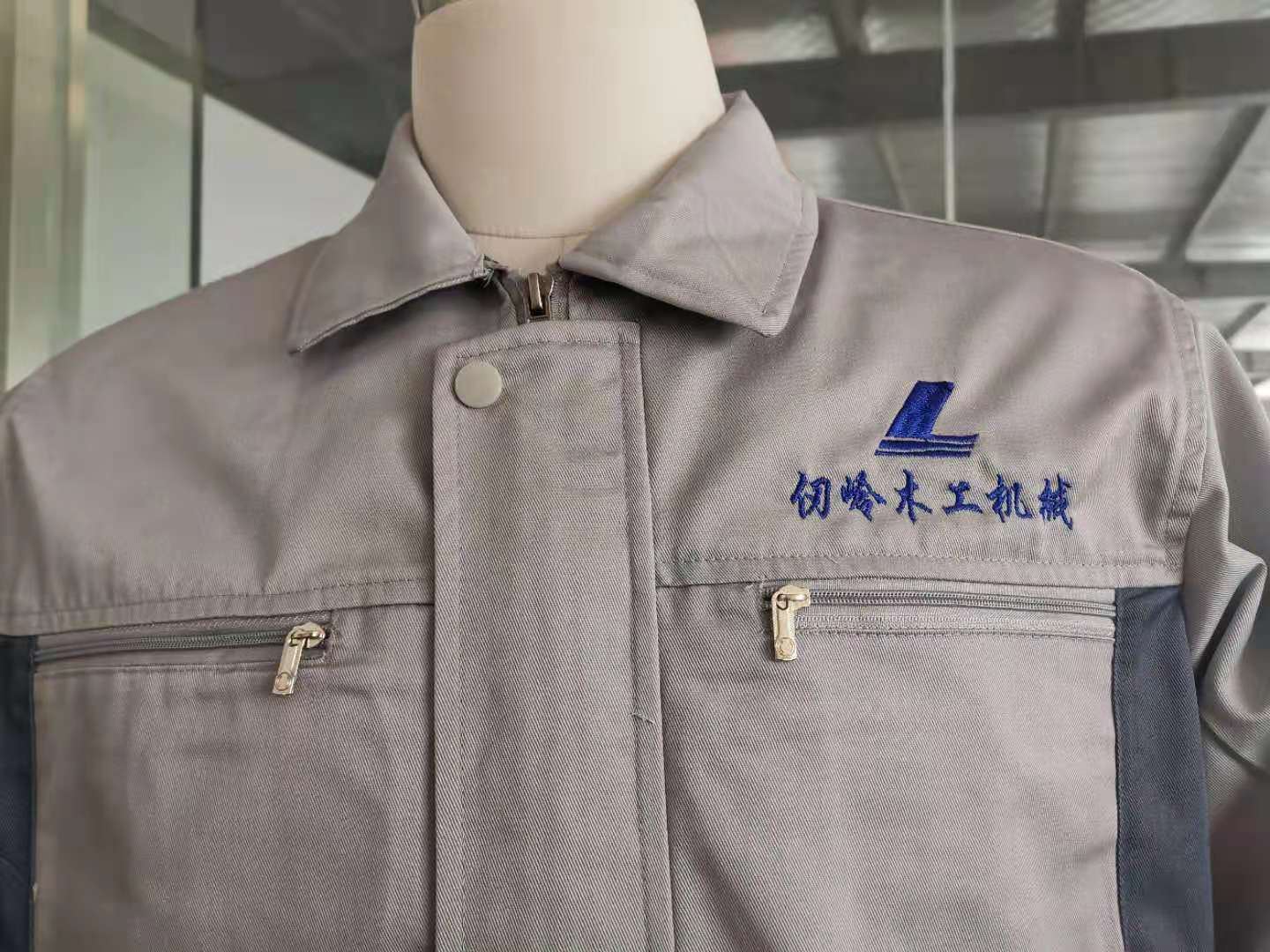 仞嶺機(jī)械工作服大貨樣衣(圖3)